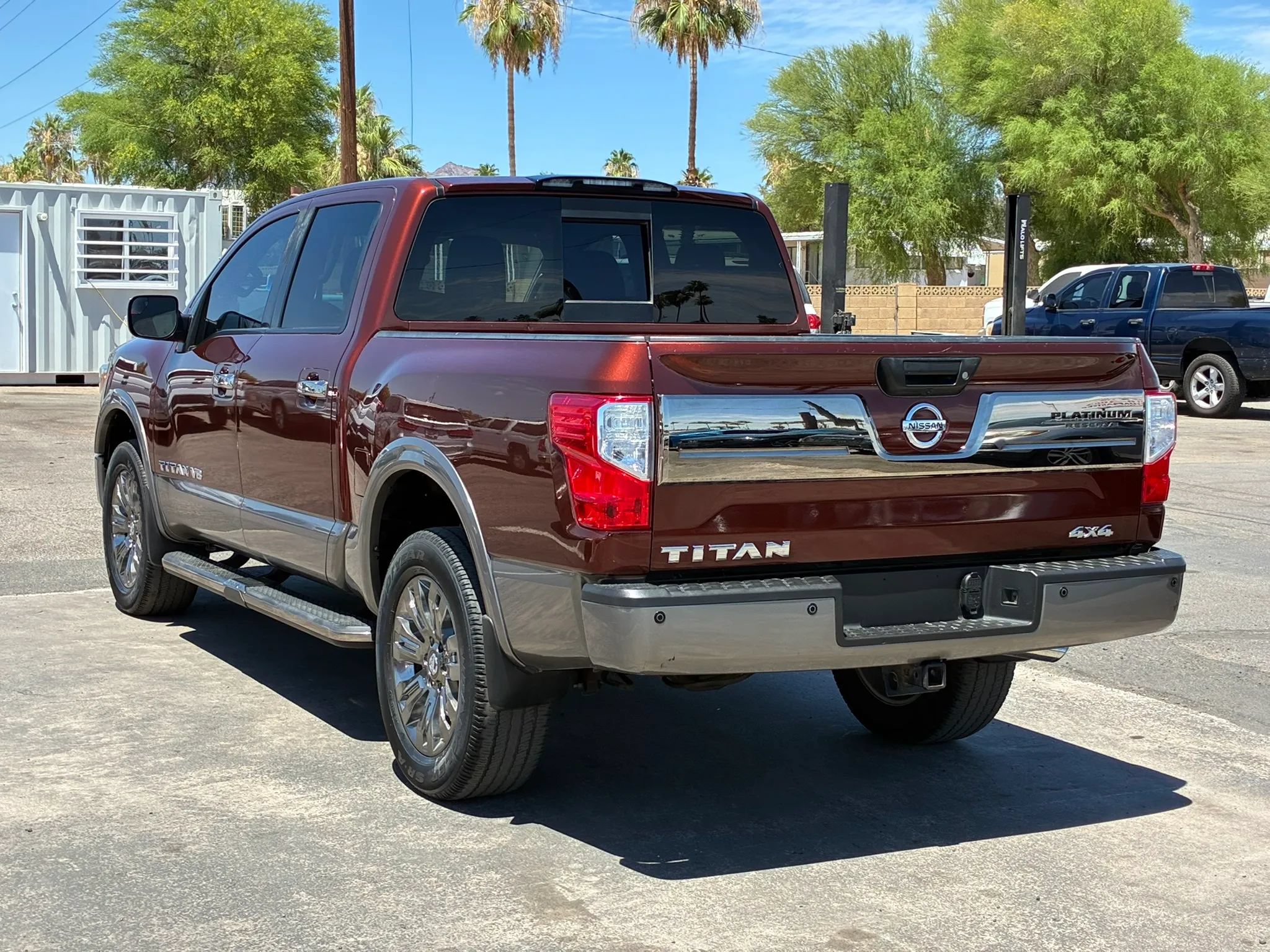 Used 2019 Nissan Titan Platinum Reserve AWD/4WD image 4