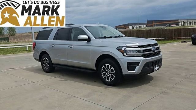 Used 2024 Ford Expedition Max XLT AWD/4WD image 2