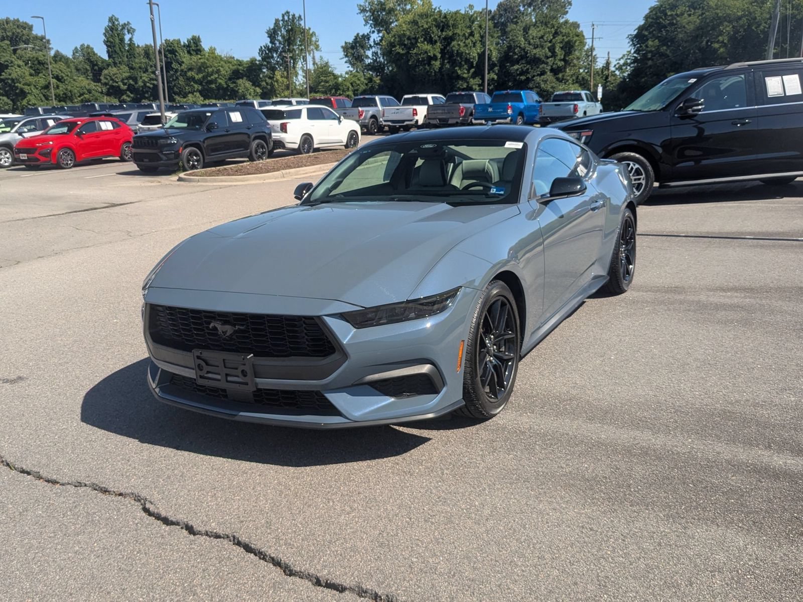 Used 2025 Ford Mustang Premium RWD image 7