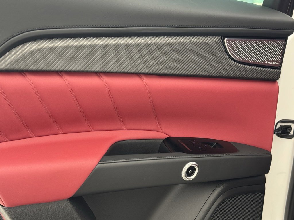 New 2024 Maserati Grecale Trofeo image 20