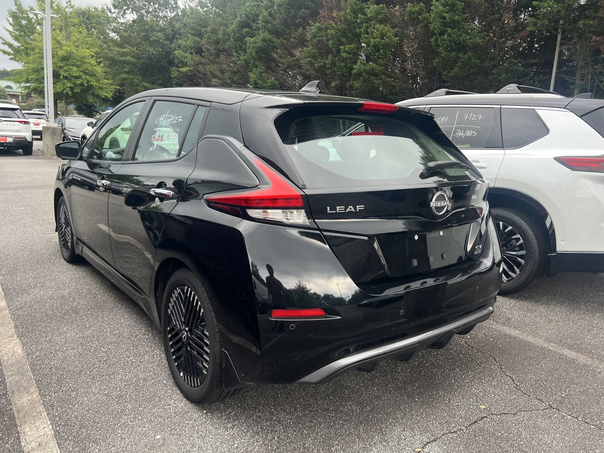 Certified 2024 Nissan Leaf SV Plus FWD image 3
