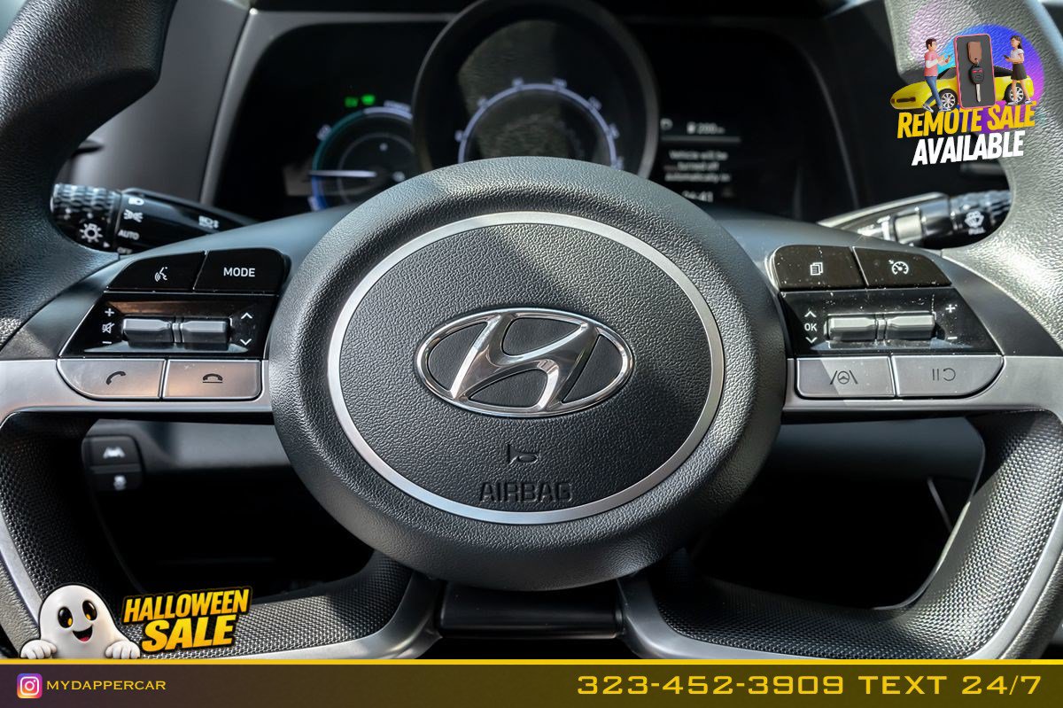Used 2023 Hyundai Elantra Blue FWD image 23