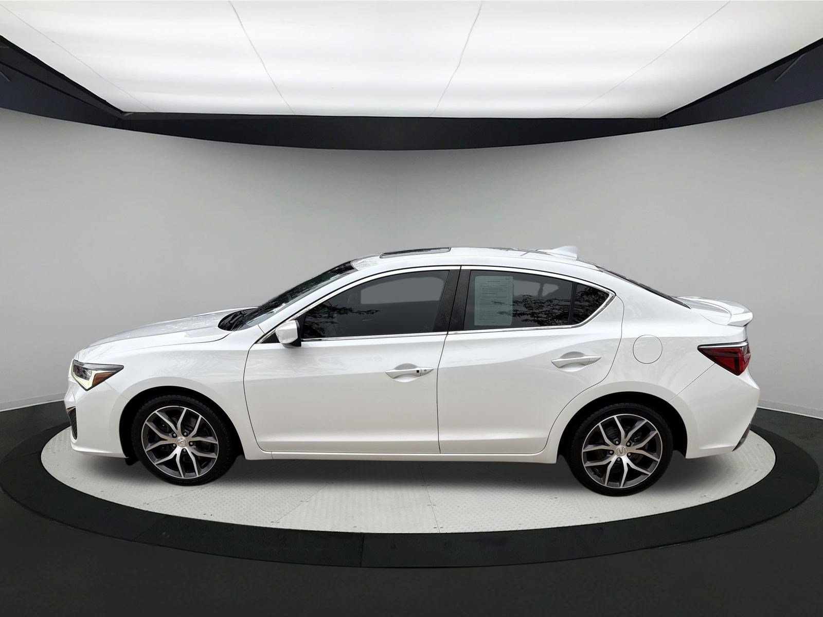 Used 2019 Acura ILX FWD image 4
