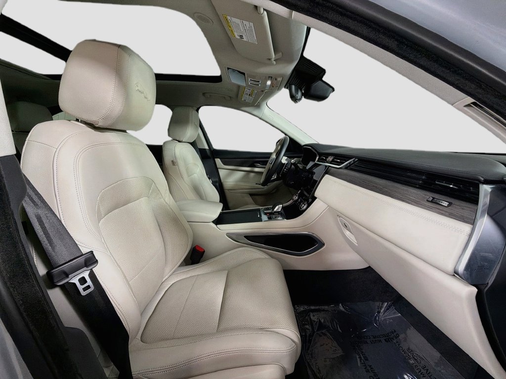 Used 2023 Jaguar F-PACE S AWD/4WD image 30