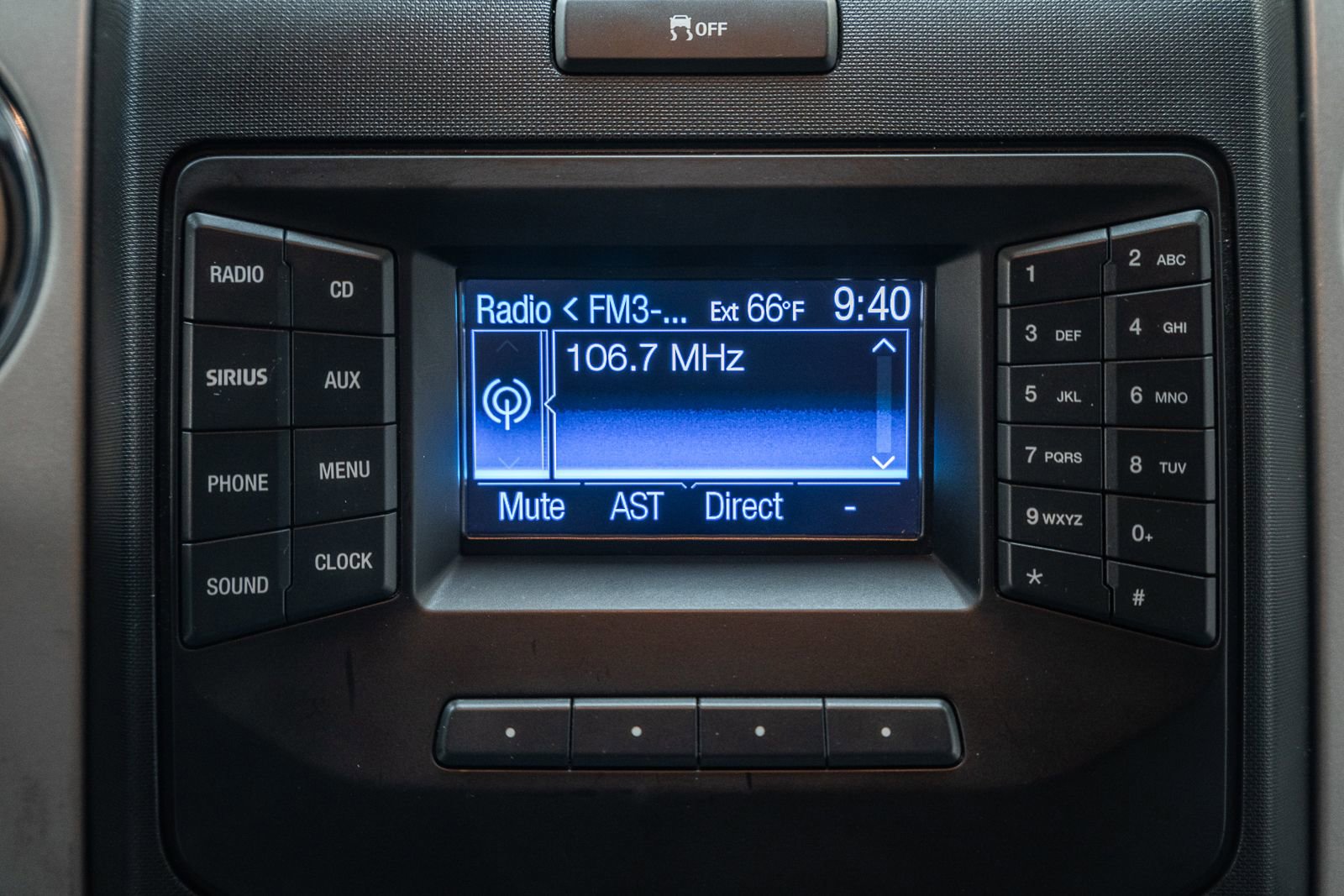 Used 2013 Ford F150 XLT w/ Luxury Equipment Group AWD/4WD image 25