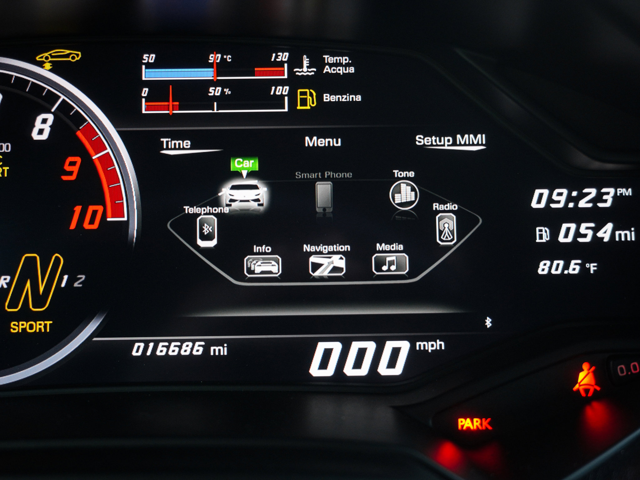 Used 2019 Lamborghini Huracan LP 580-2 RWD image 25