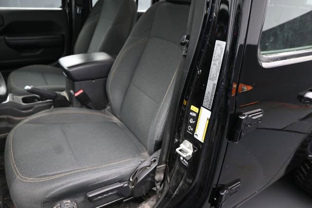 Used 2024 Jeep Gladiator Sport AWD/4WD image 12