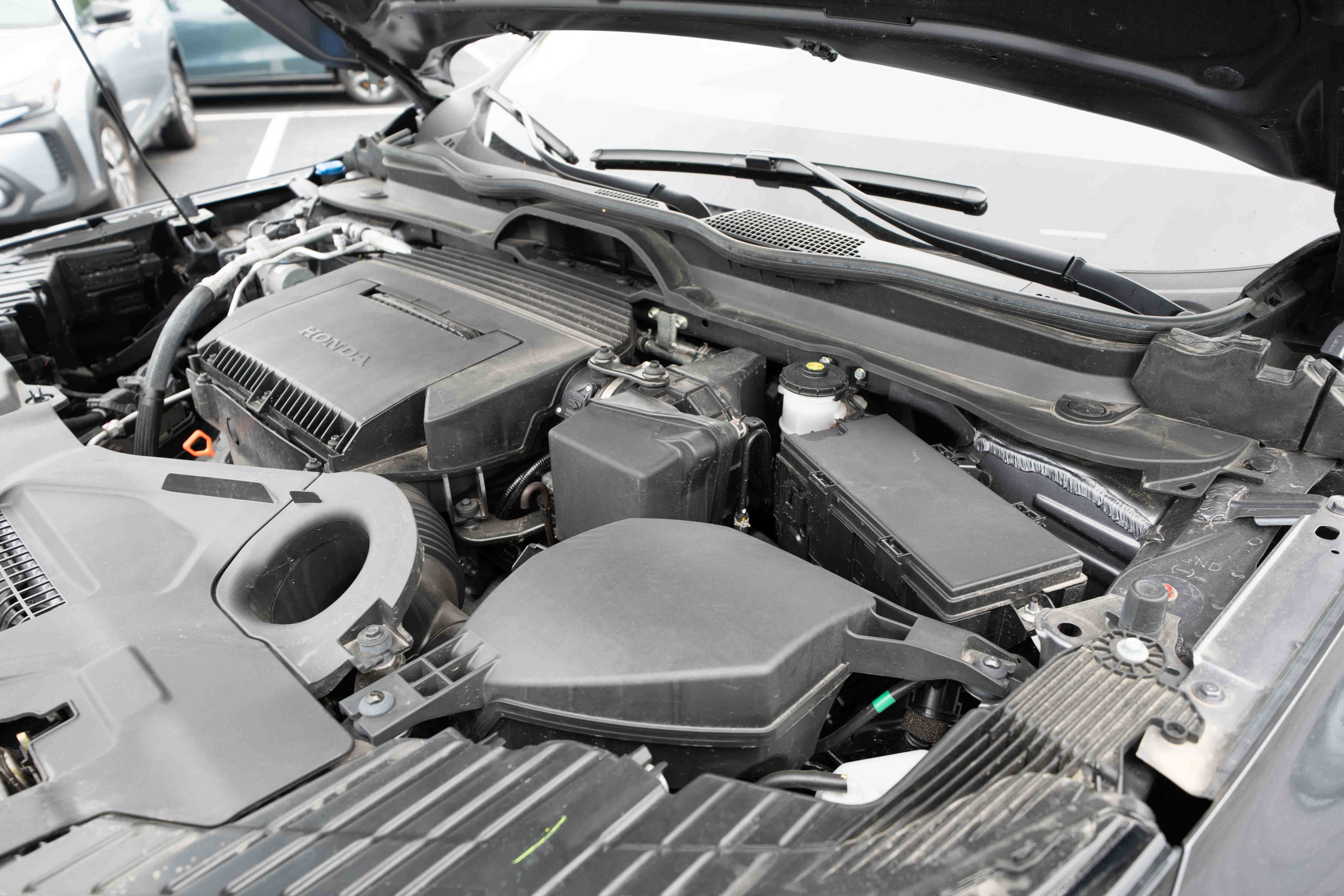 Used 2025 Honda Pilot Elite image 34
