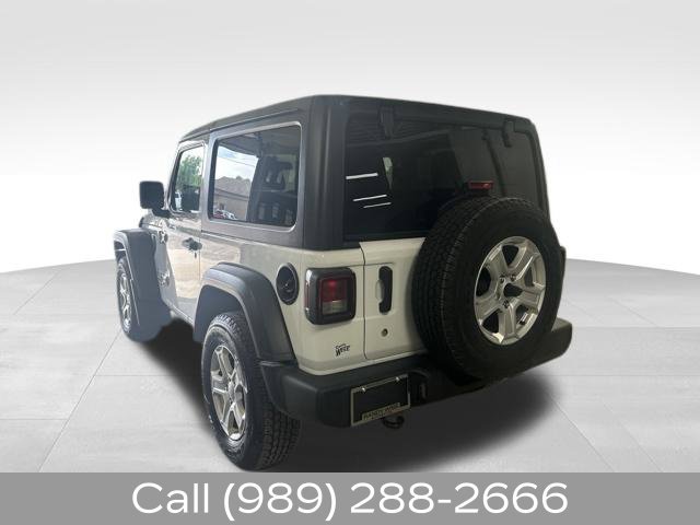 Used 2019 Jeep Wrangler Sport w/ Quick Order Package 28S AWD/4WD image 4
