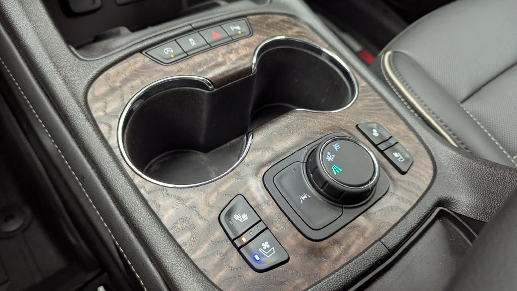 Certified 2023 GMC Acadia Denali w/ LPO, Floor Liner Package FWD image 20
