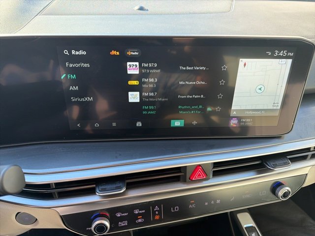 Used 2025 Kia Sorento S w/ Panoramic Sunroof Package image 15