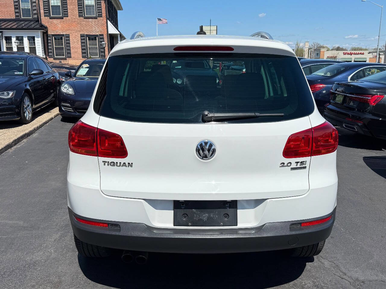 Used 2012 Volkswagen Tiguan S AWD/4WD image 6