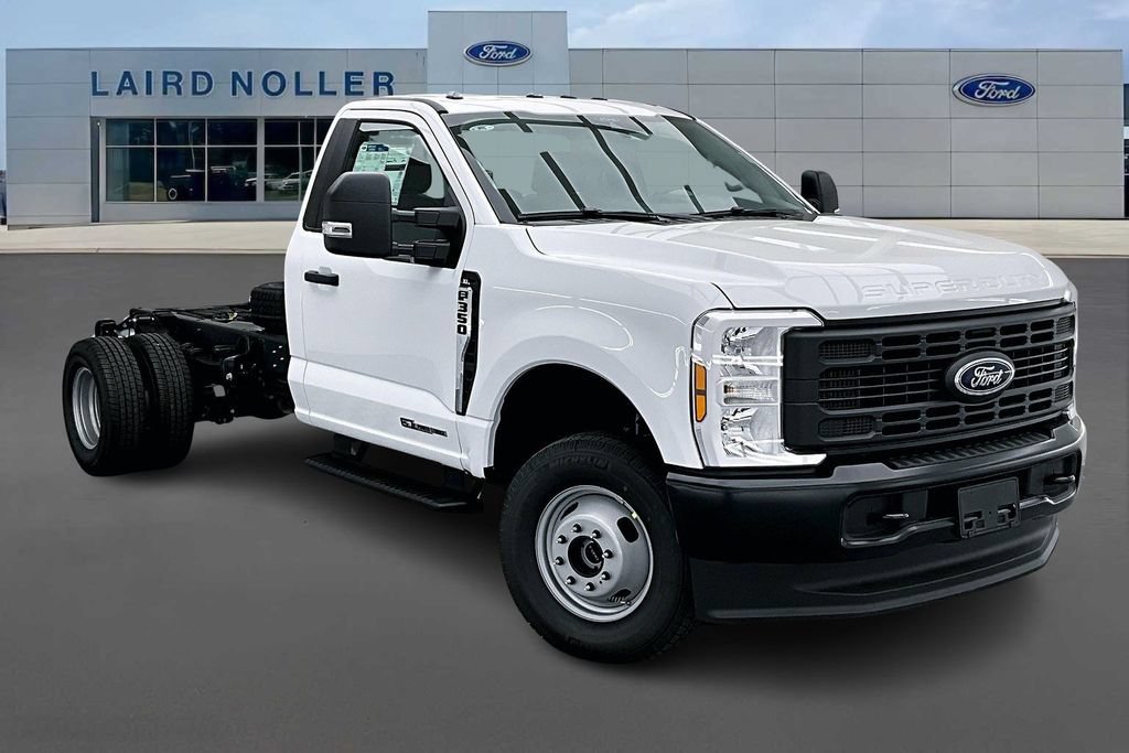 New 2025 Ford F350 XL w/ Snow Plow Prep Package AWD/4WD image 2