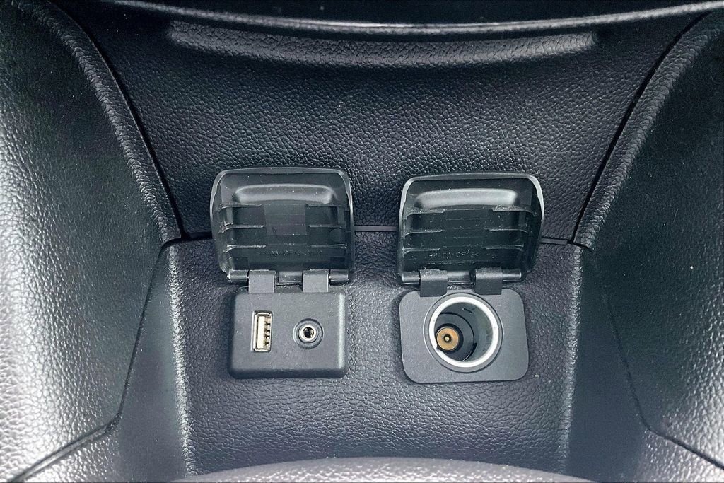 Used 2017 Chevrolet Cruze LT w/ Convenience Package image 32