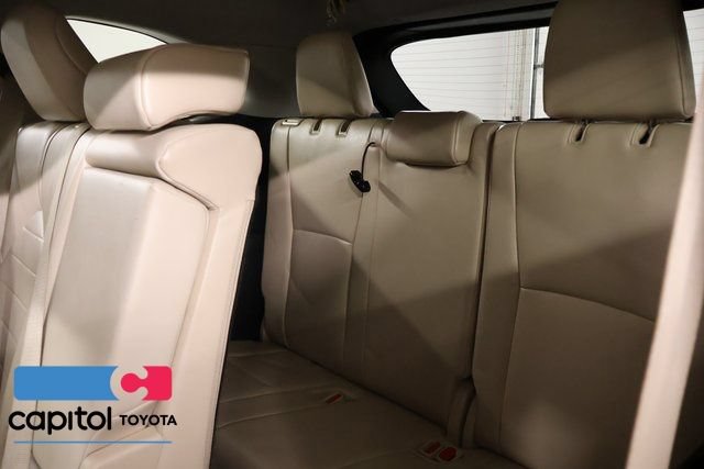 Certified 2021 Toyota Highlander XLE AWD/4WD image 36