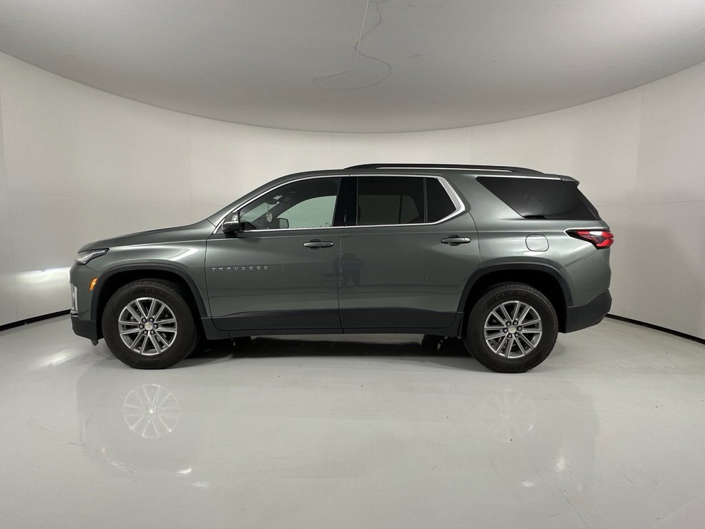 Used 2023 Chevrolet Traverse LT image 5