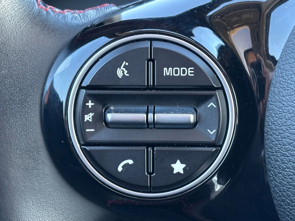 Used 2023 Kia Soul GT-Line w/ GT-Line Technology Package image 24