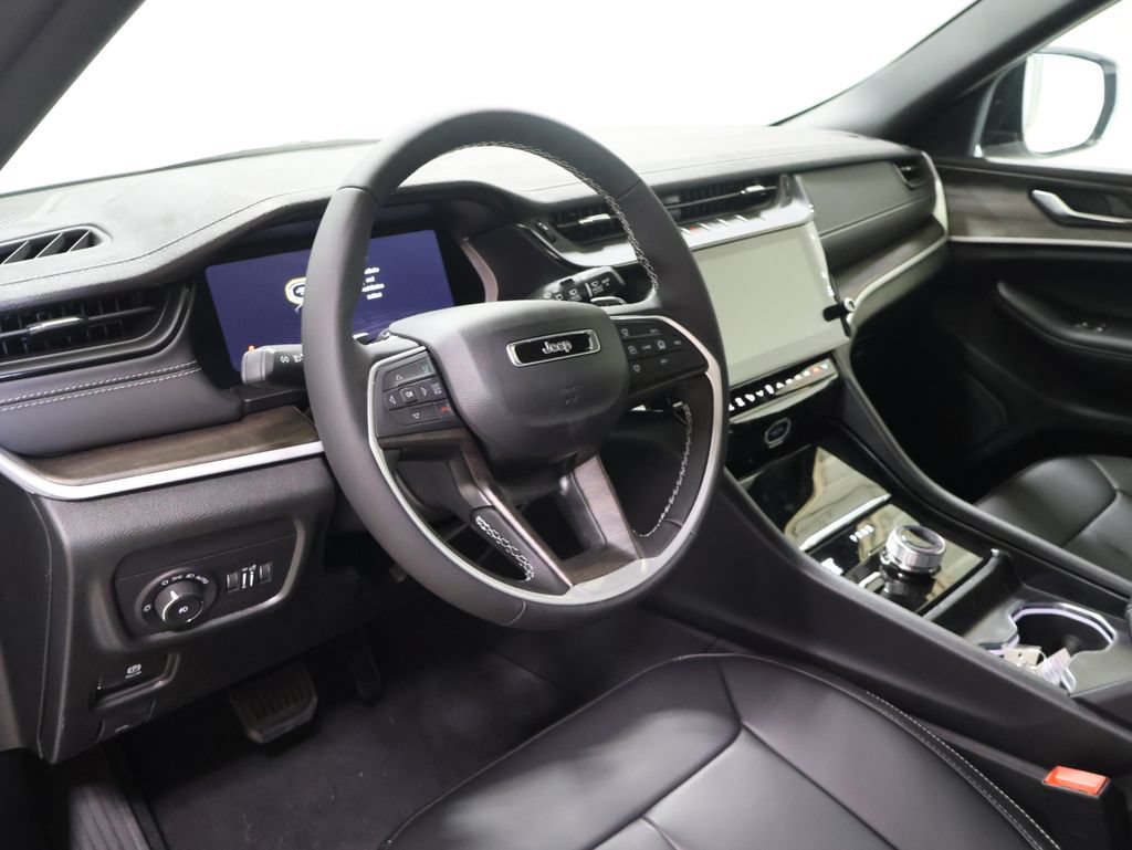 New 2027 Jeep Grand Cherokee Limited AWD/4WD image 19