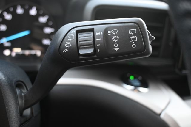 Used 2020 Ford Explorer XLT w/ Comfort Package AWD/4WD image 37