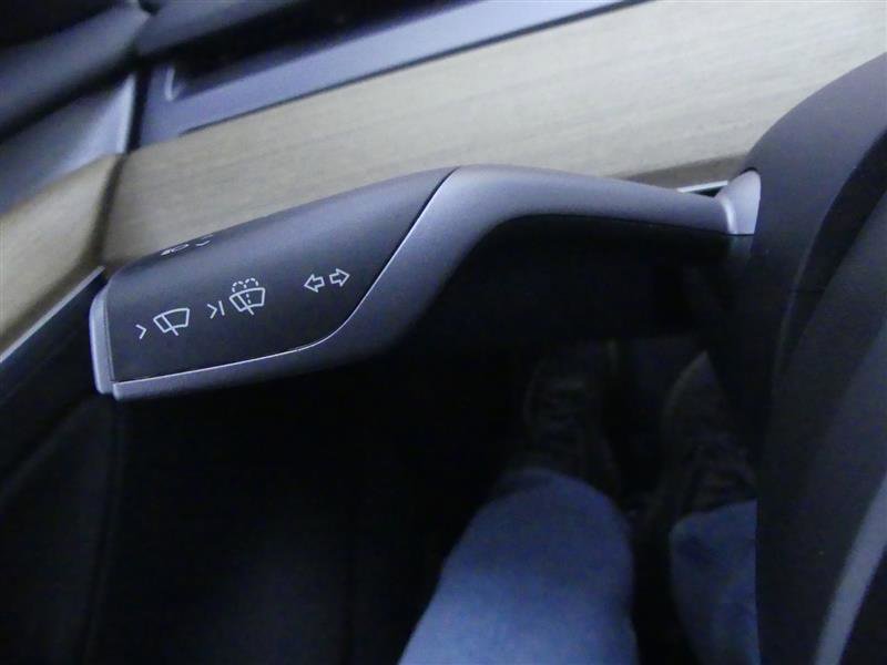 Used 2022 Tesla Model 3 Long Range image 17