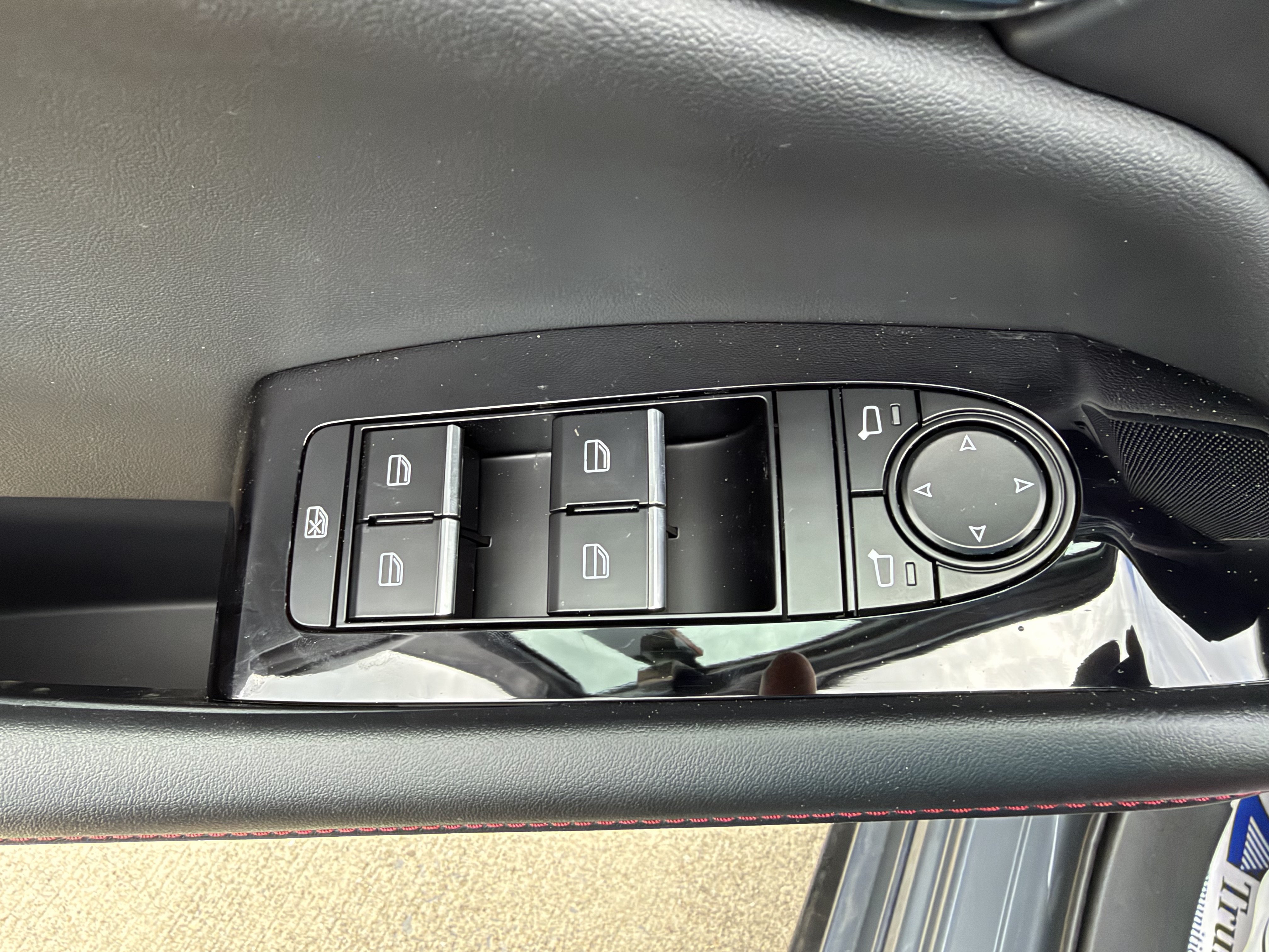 New 2026 MAZDA MAZDA3 Carbon AWD/4WD image 9