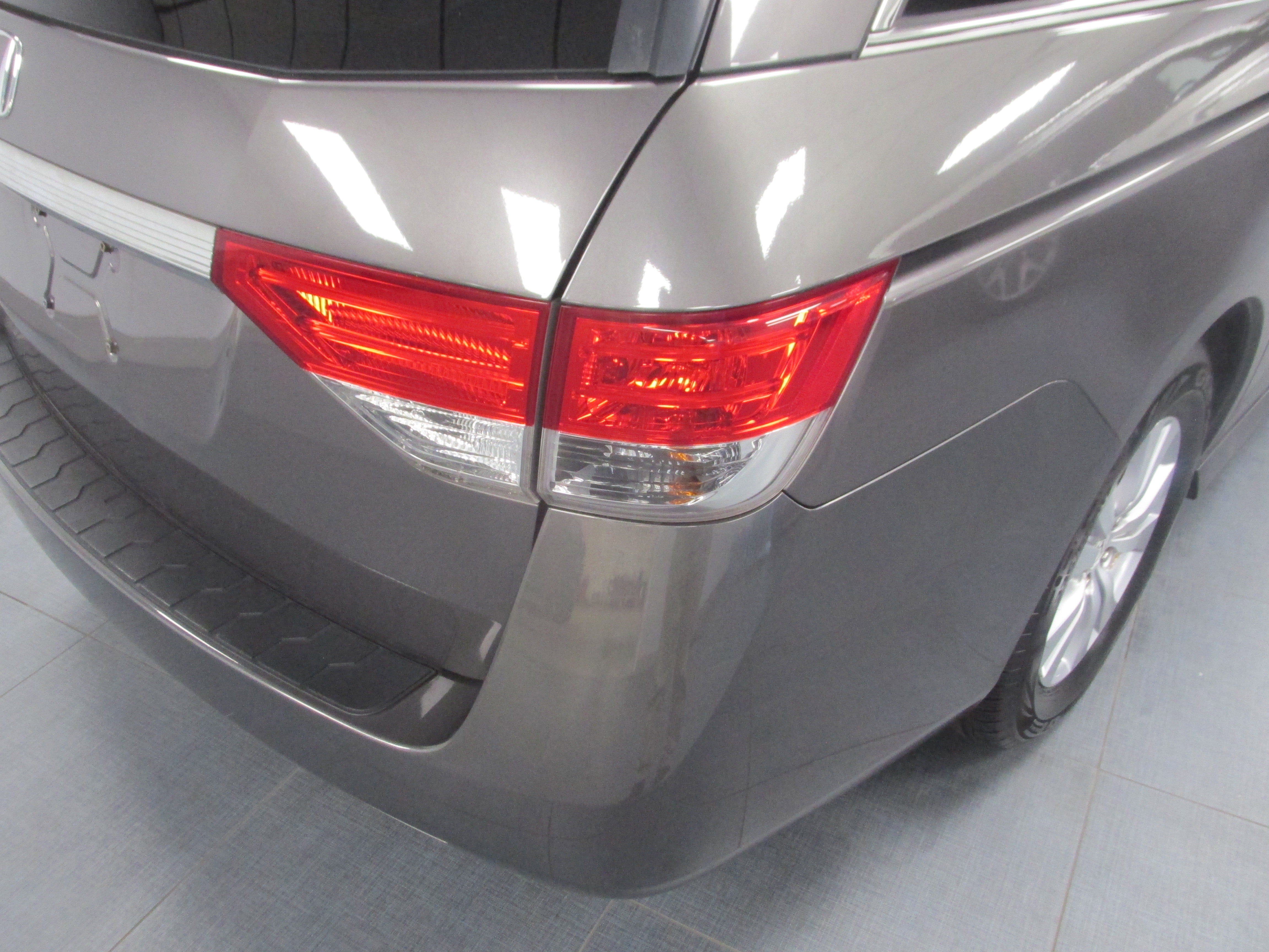 Used 2016 Honda Odyssey EX-L image 11