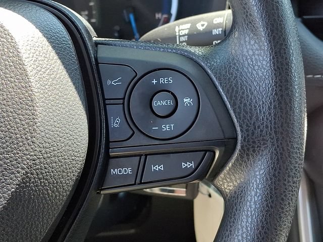 Used 2024 Toyota RAV4 LE AWD/4WD image 24