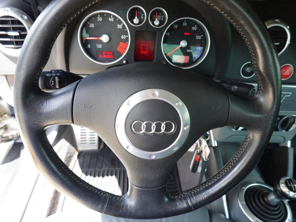 Used 2002 Audi TT 1.8T image 13
