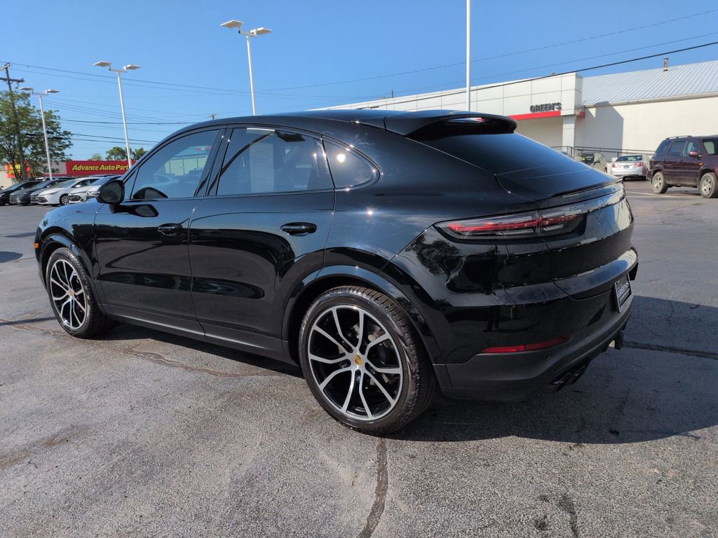 Used 2020 Porsche Cayenne S AWD/4WD image 3