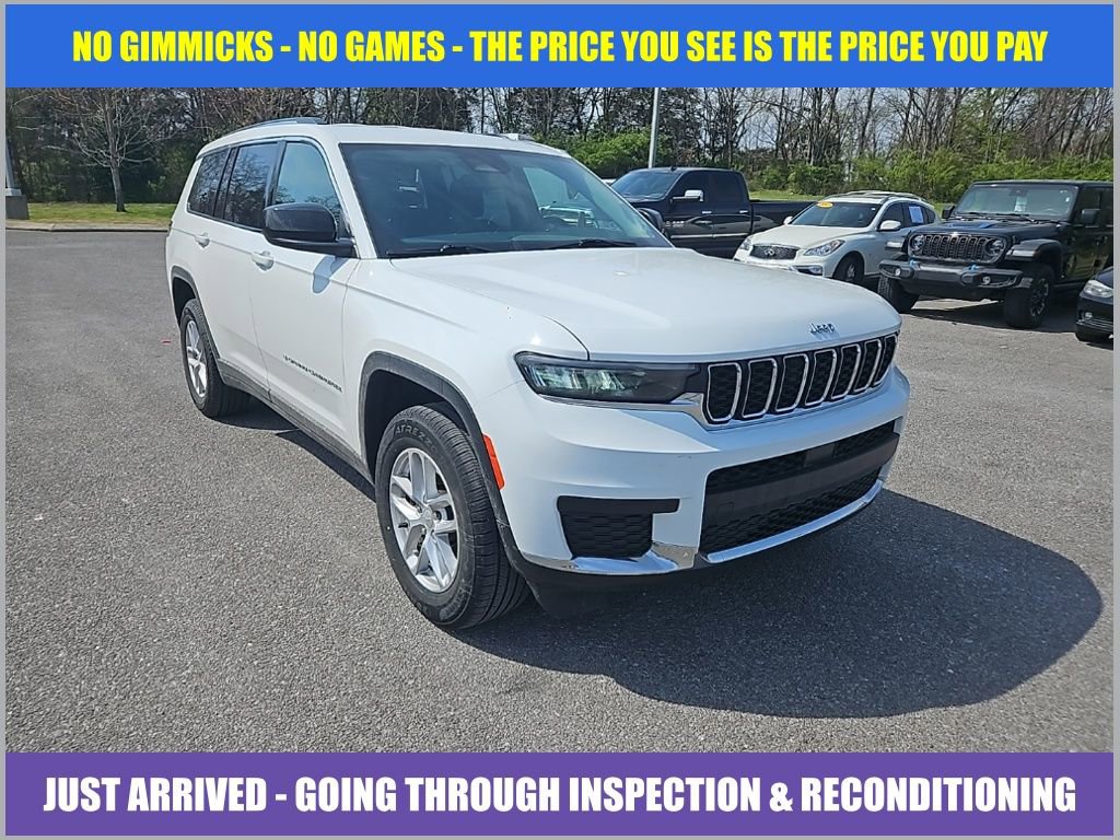 Used 2023 Jeep Grand Cherokee L Laredo image 1