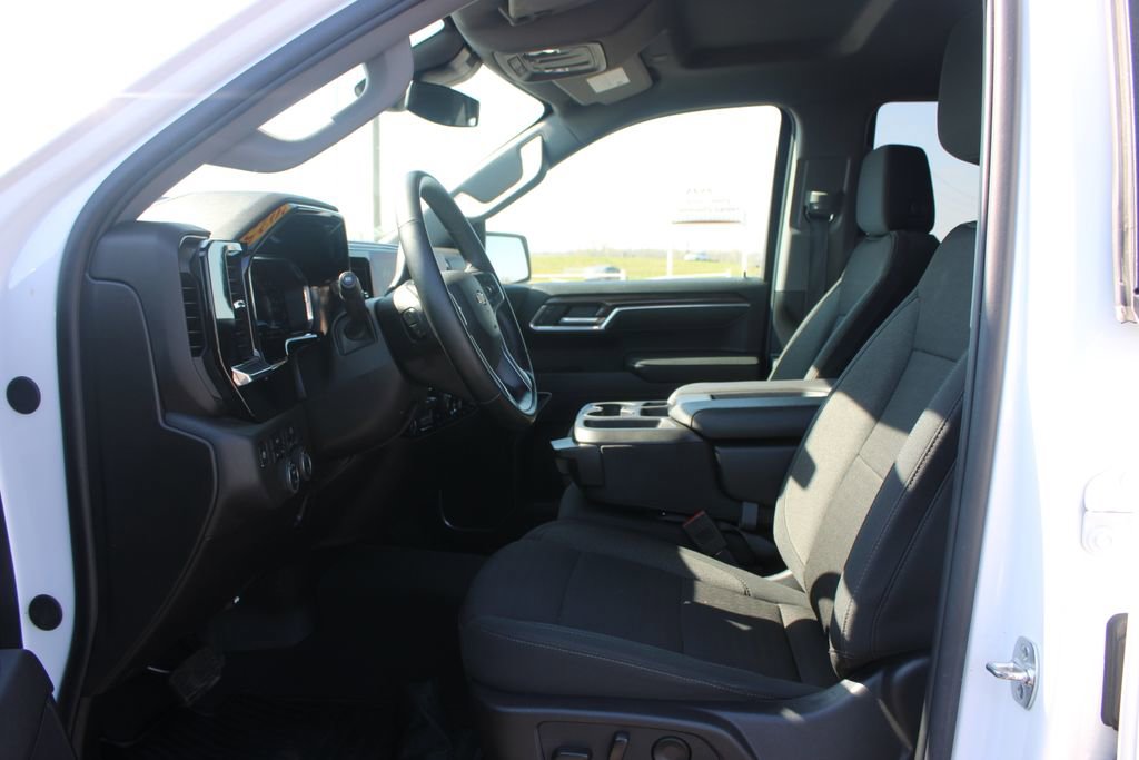 Used 2025 Chevrolet Silverado 1500 LT w/ Work Truck Package AWD/4WD image 22