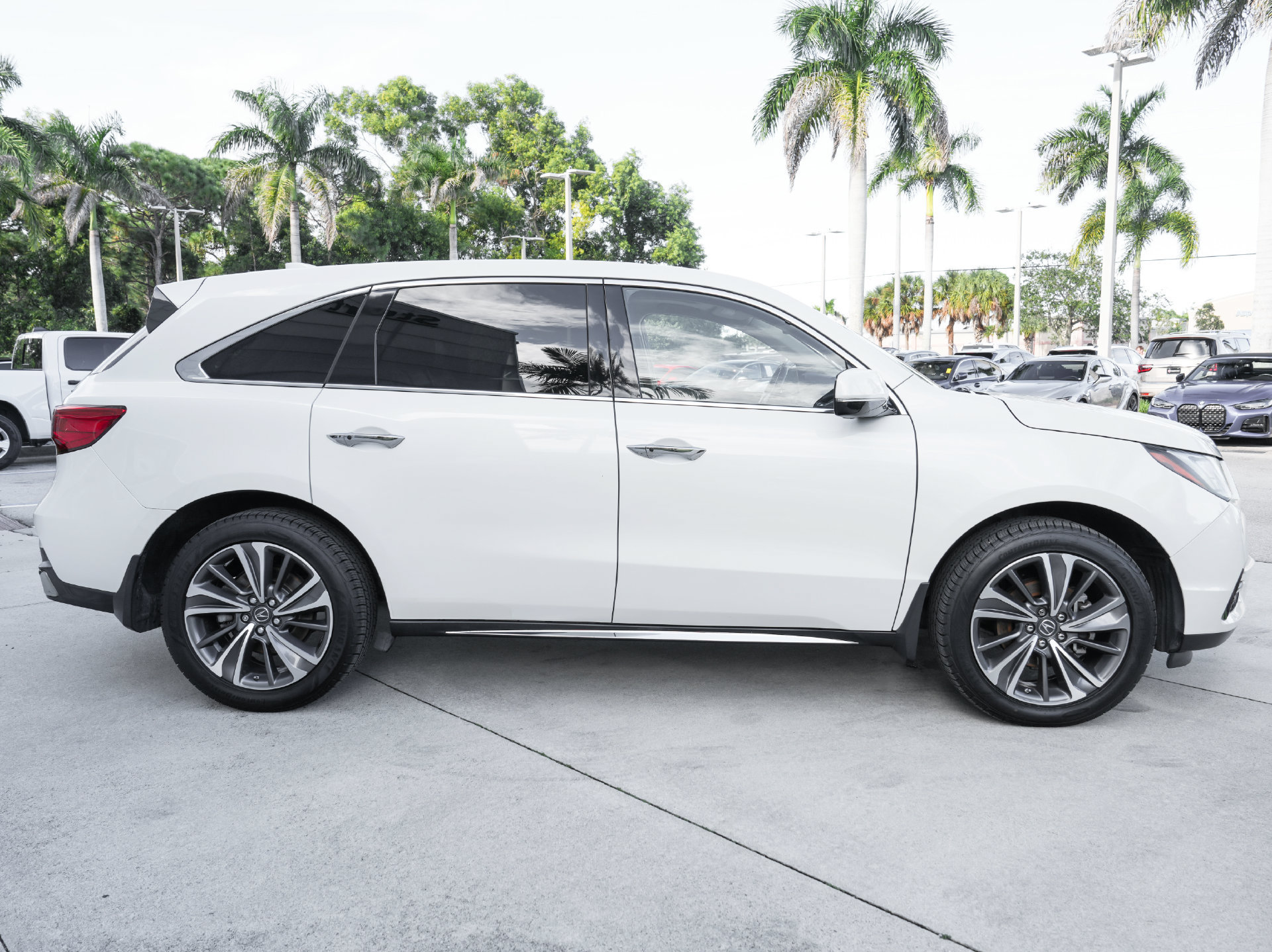 Used 2019 Acura MDX w/ Technology Package AWD/4WD image 24