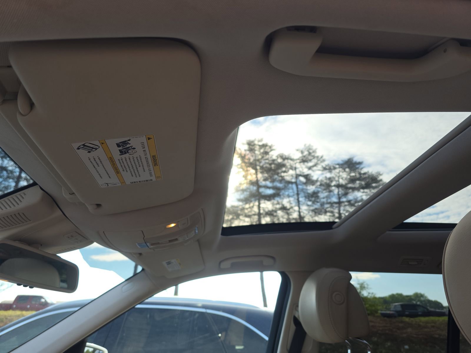 Used 2018 Mercedes-Benz GLS 550 4MATIC w/ Driver Assistance Package image 17