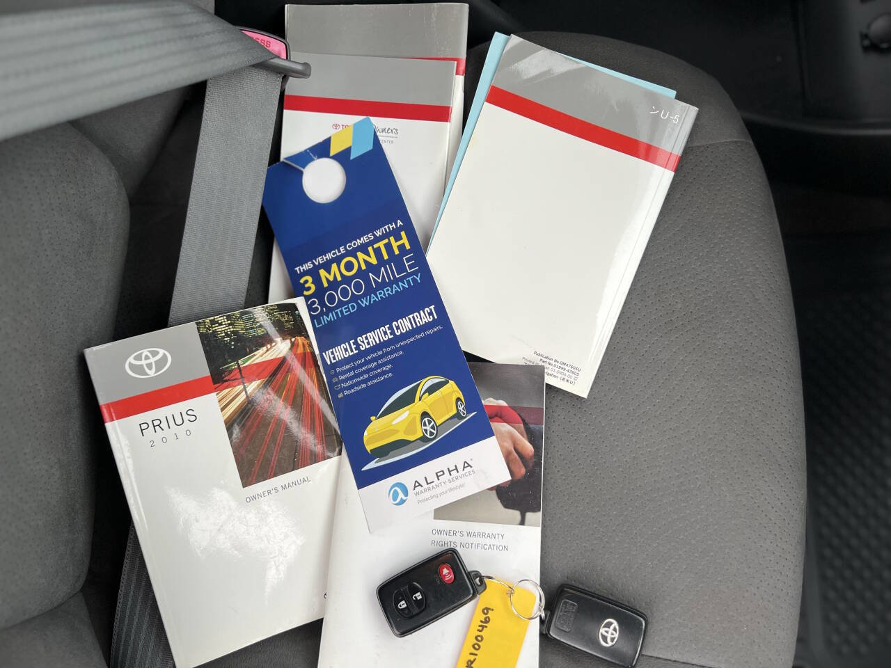 Used 2010 Toyota Prius Three image 31