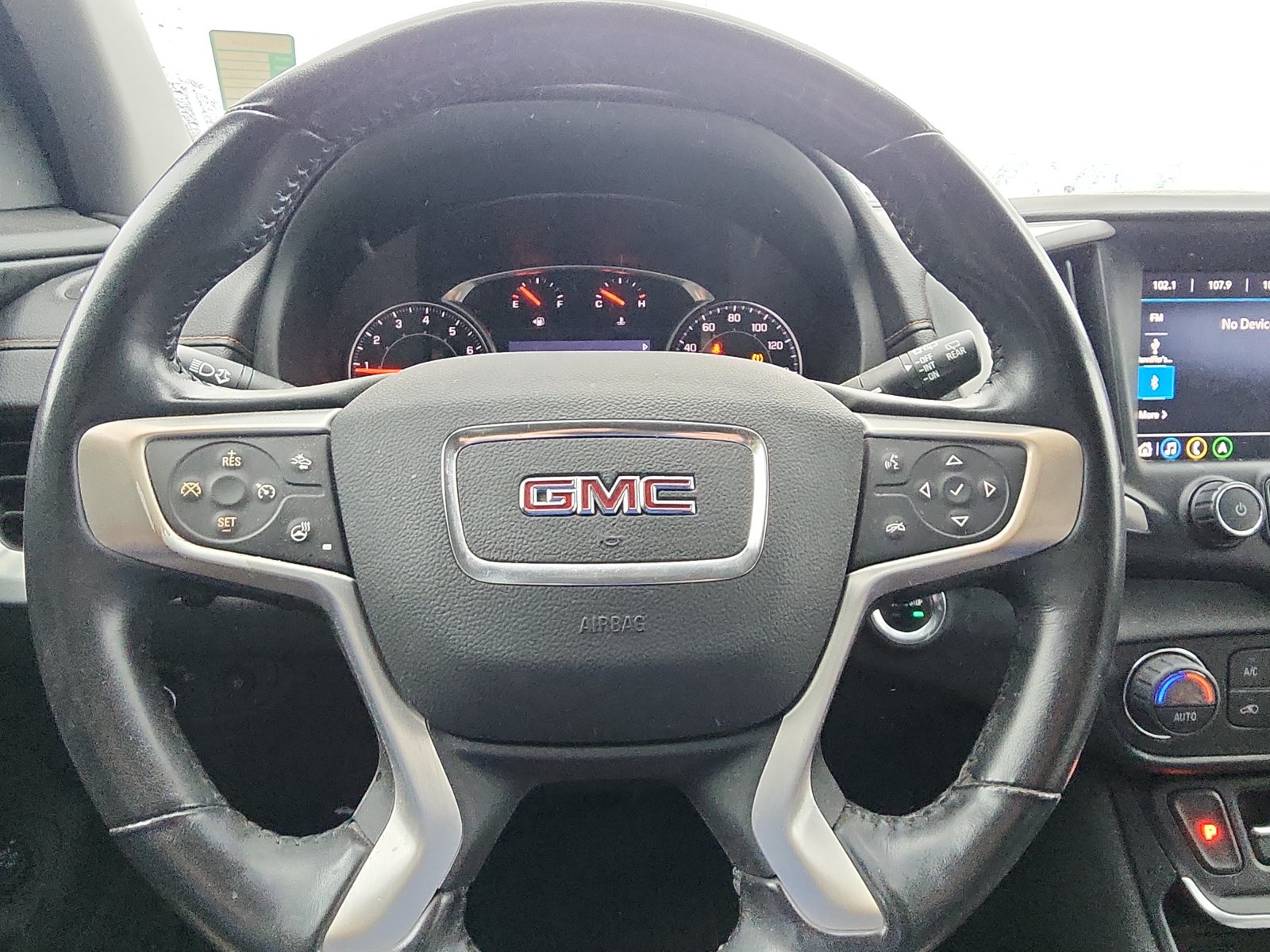 Used 2020 GMC Terrain SLT w/ Preferred Package FWD image 12
