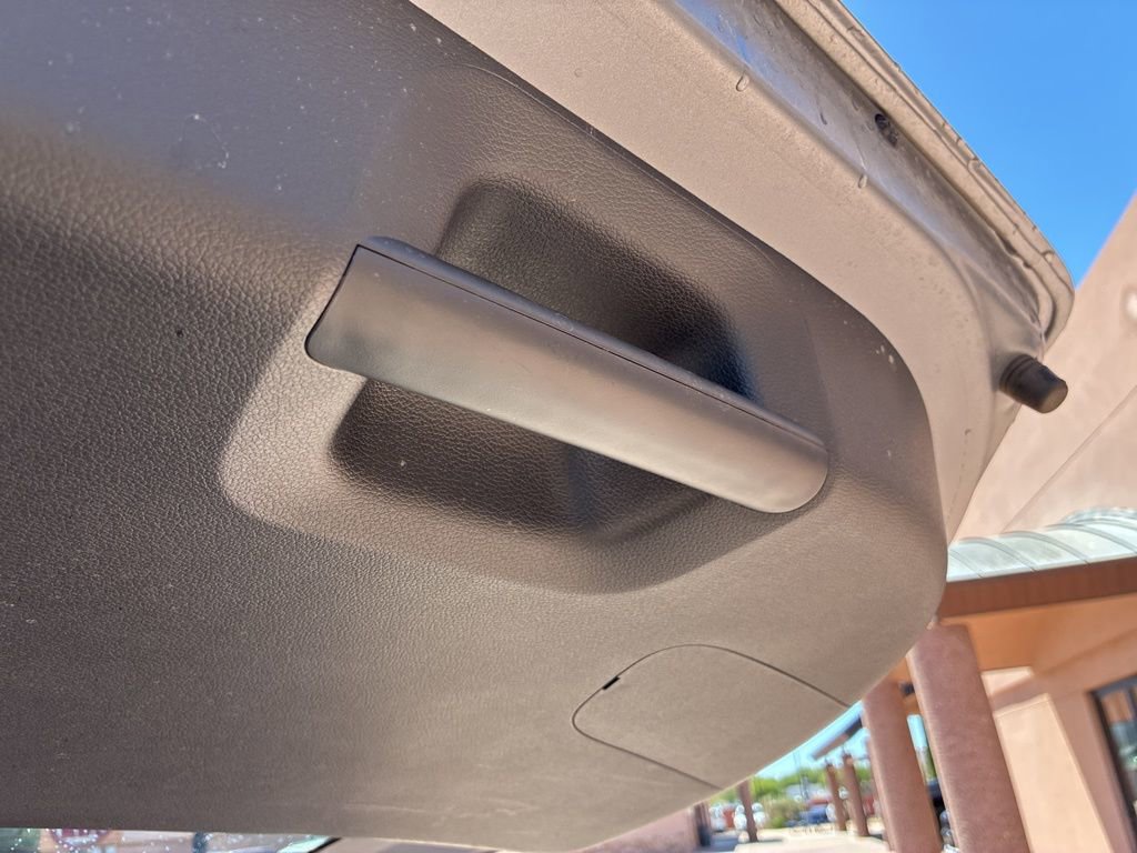 Used 2025 Kia Soul LX FWD image 14