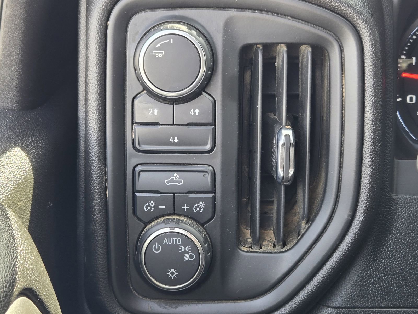 Used 2024 Chevrolet Silverado 3500 W/T w/ WT Convenience Package image 20