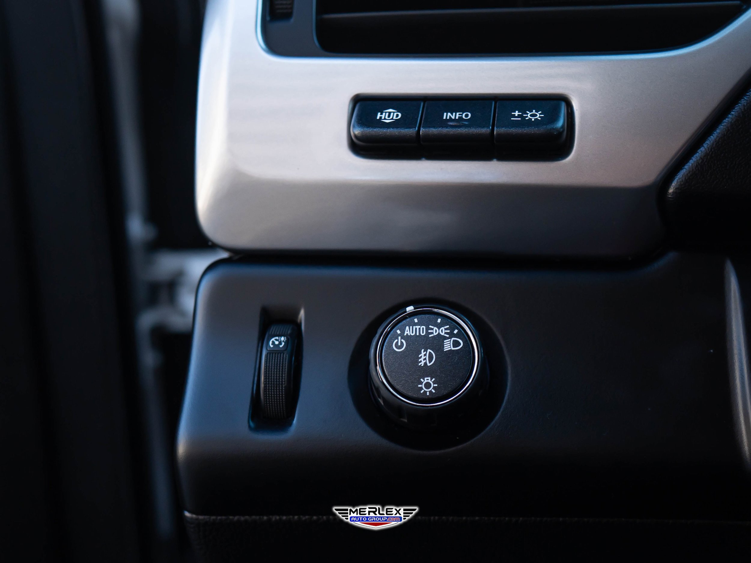 Used 2019 Chevrolet Tahoe Premier w/ Premier Plus Edition image 38
