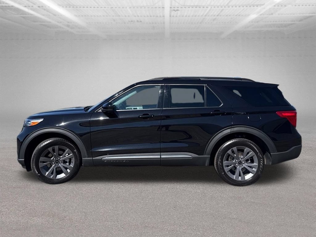 Certified 2023 Ford Explorer XLT w/ Equipment Group 202A AWD/4WD image 56