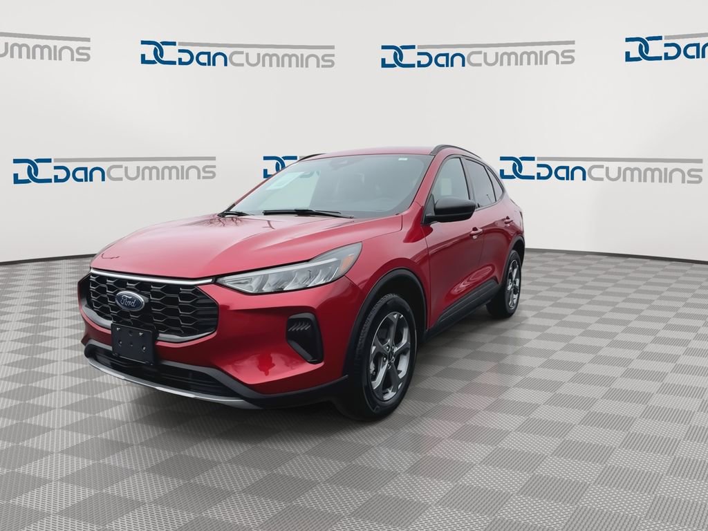 Used 2025 Ford Escape ST-Line AWD/4WD image 4