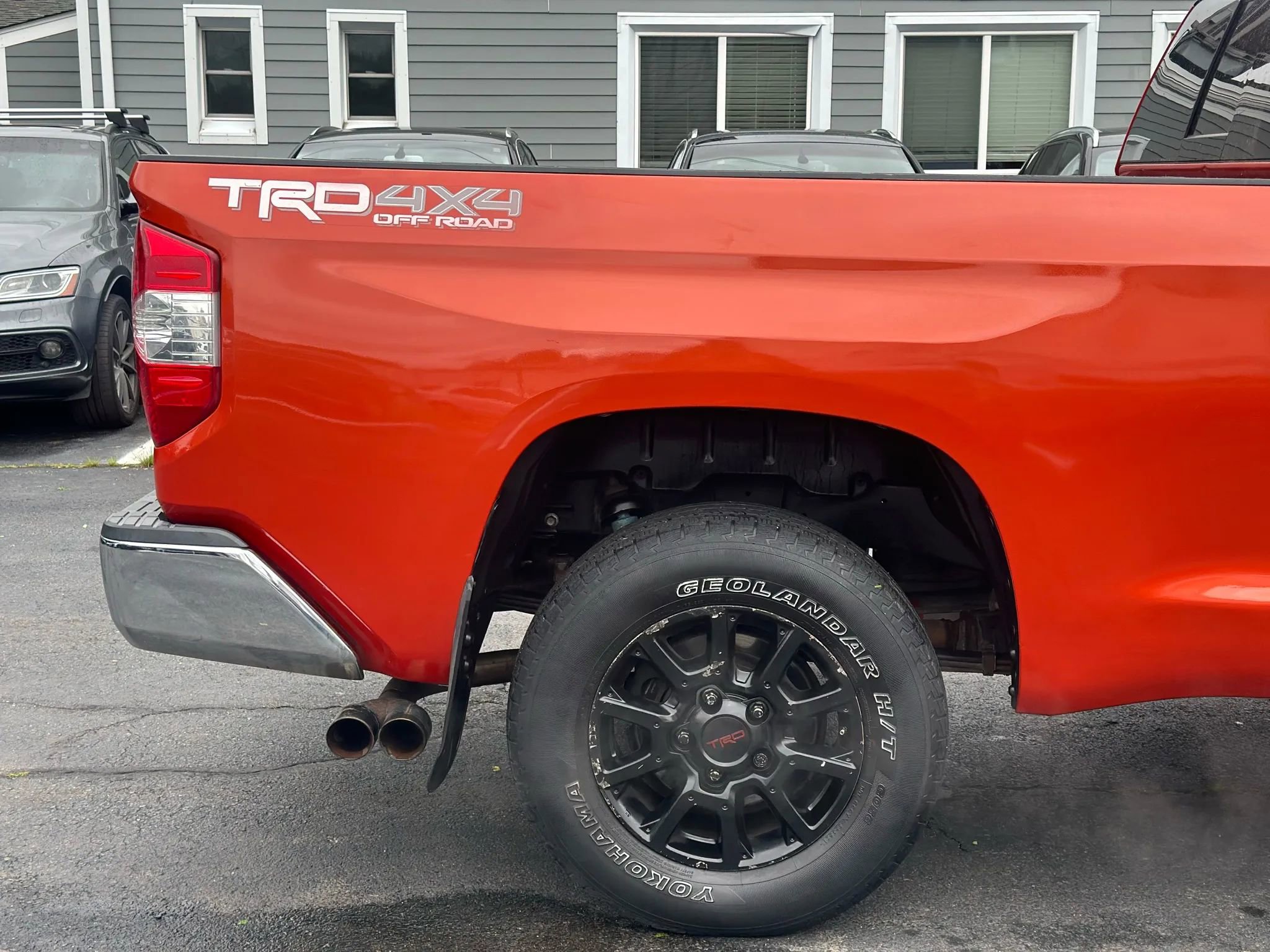 Used 2016 Toyota Tundra SR5 w/ TRD Off Road Package image 8