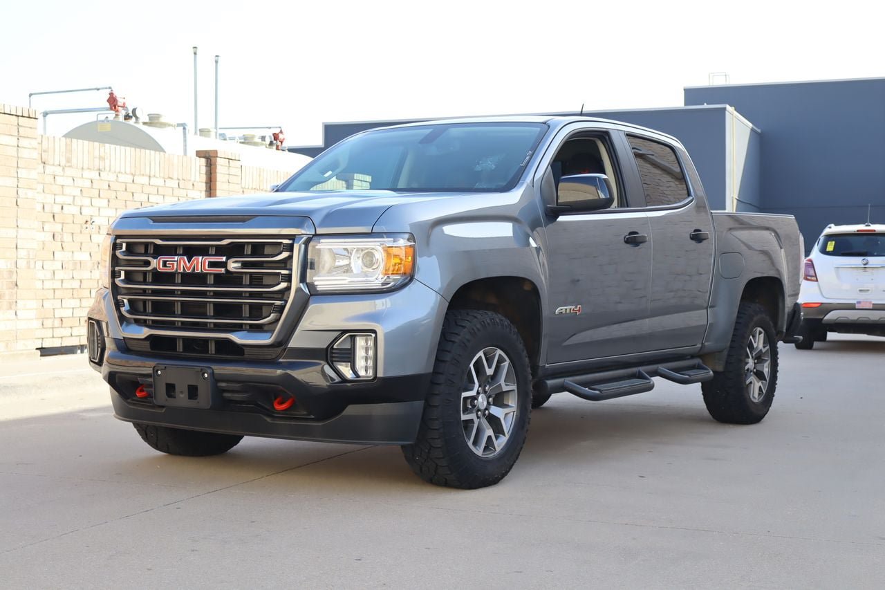 Used 2022 GMC Canyon AT4 AWD/4WD image 2