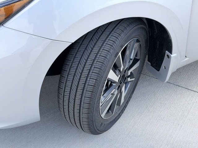 New 2025 Nissan Versa SV image 31