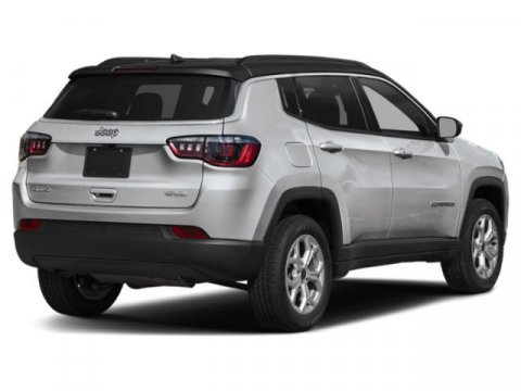 Used 2025 Jeep Compass Limited w/ High Altitude Package AWD/4WD image 2