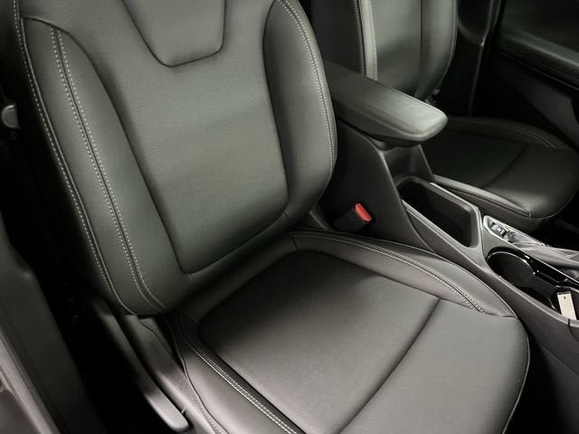 Certified 2024 Buick Encore GX Sport Touring w/ Advanced Technology Package FWD image 26