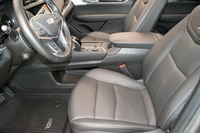 Used 2021 Cadillac XT5 Luxury w/ LPO, Floor Liner Package AWD/4WD image 18