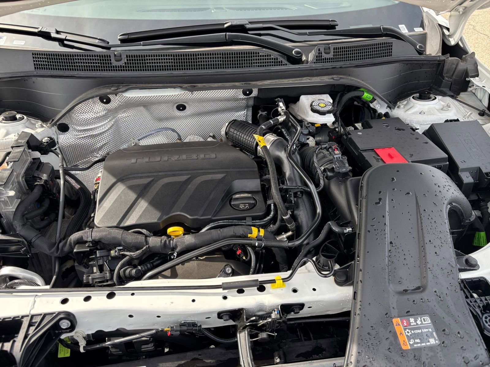 Used 2025 Buick Envista Sport Touring image 31