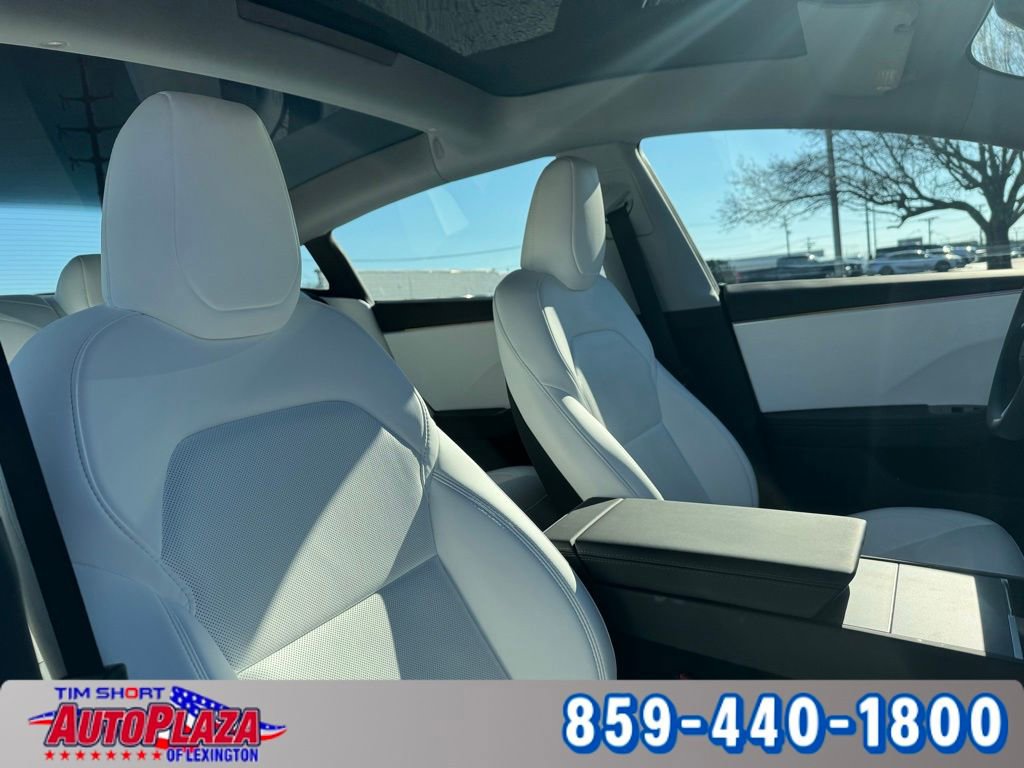 Used 2025 Tesla Model 3 Long Range image 27