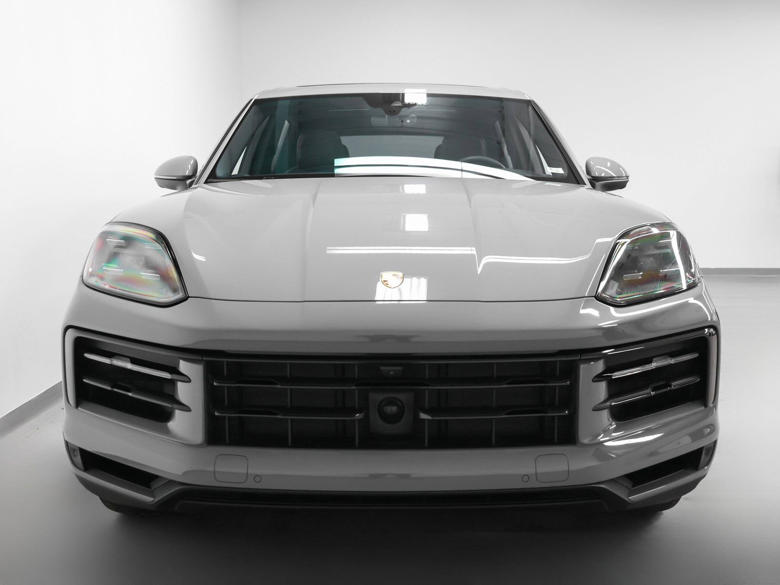 Certified 2025 Porsche Cayenne E-Hybrid image 8