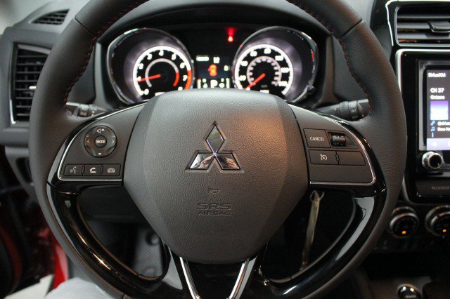 New 2026 Mitsubishi Outlander Sport LE image 8